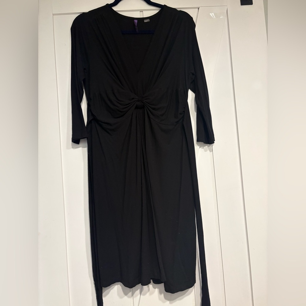 Excellent Condition. Seraphine Knot Front Maternity/Nursing Dress - 3/4 Sleeve